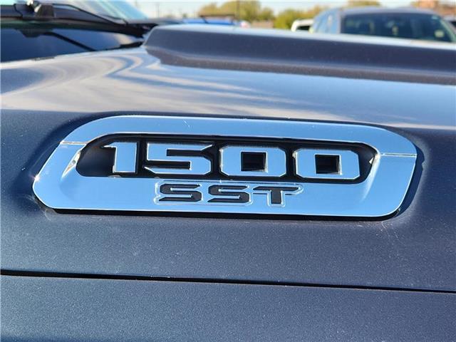 new 2025 Ram 1500 car, priced at $62,755