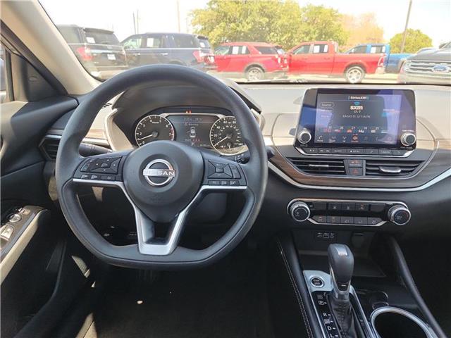 used 2023 Nissan Altima car, priced at $219,985