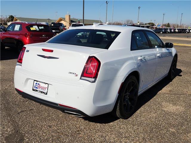 used 2022 Chrysler 300 car, priced at $28,769