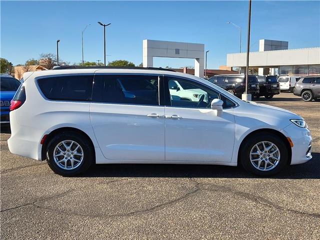 used 2022 Chrysler Pacifica car, priced at $26,985