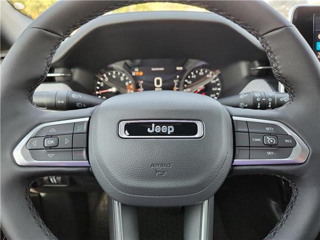 new 2025 Jeep Compass car, priced at $35,030