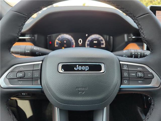 new 2025 Jeep Compass car, priced at $40,105