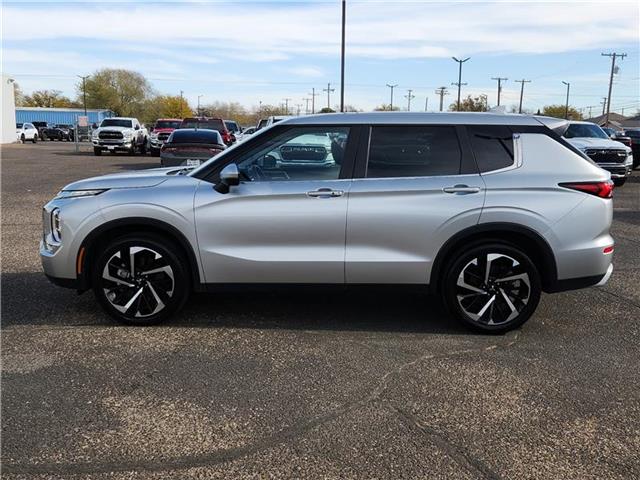 used 2023 Mitsubishi Outlander car, priced at $25,998