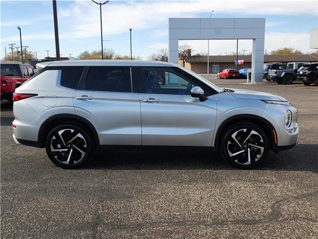 used 2023 Mitsubishi Outlander car, priced at $25,998