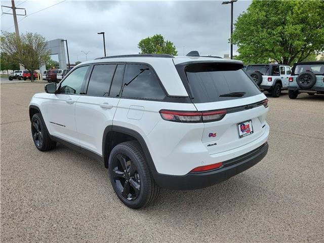 new 2024 Jeep Grand Cherokee car, priced at $59,705