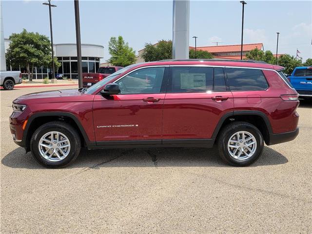 new 2024 Jeep Grand Cherokee L car, priced at $48,215