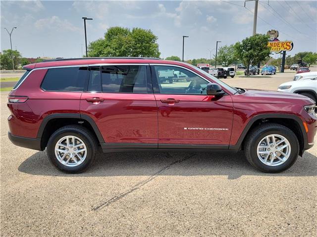 new 2024 Jeep Grand Cherokee L car, priced at $48,215