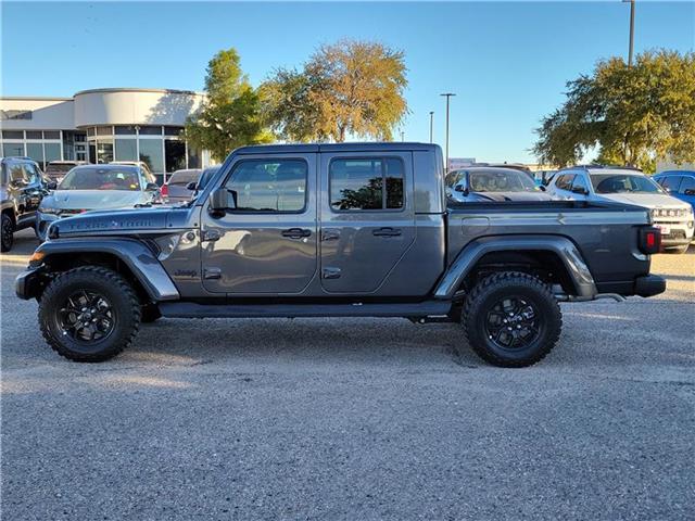 new 2024 Jeep Gladiator car, priced at $54,140