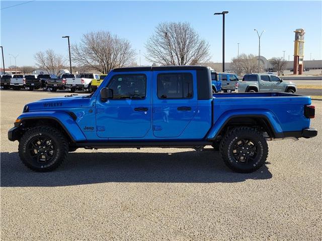 new 2025 Jeep Gladiator car