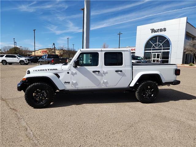 new 2025 Jeep Gladiator car