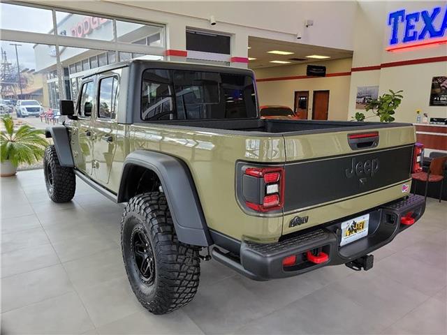 new 2025 Jeep Gladiator car