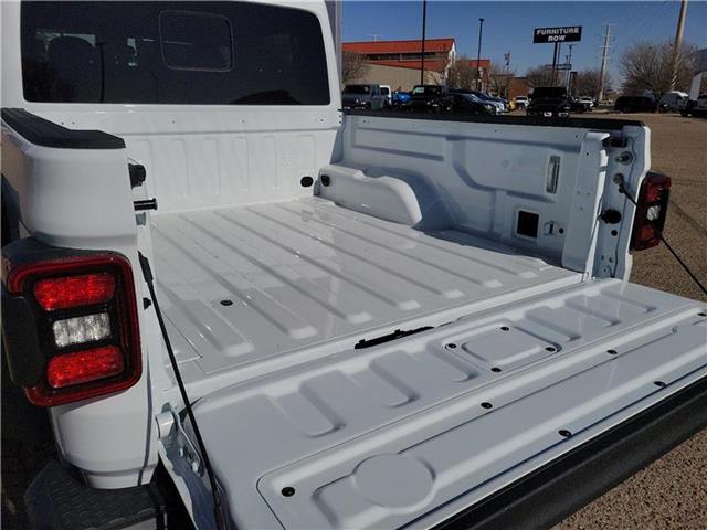 new 2025 Jeep Gladiator car