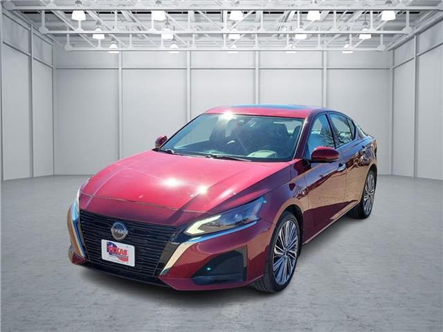 used 2023 Nissan Altima car, priced at $30,995