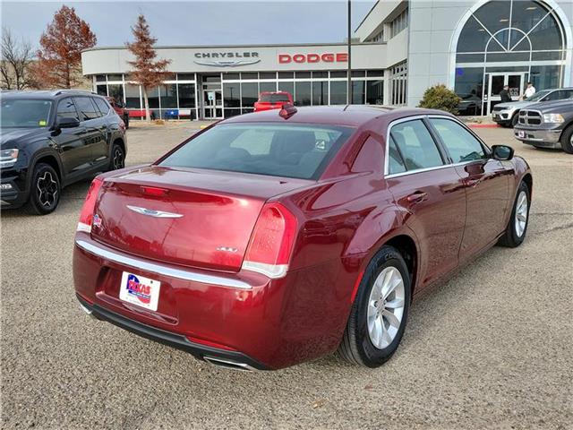 used 2022 Chrysler 300 car, priced at $28,995