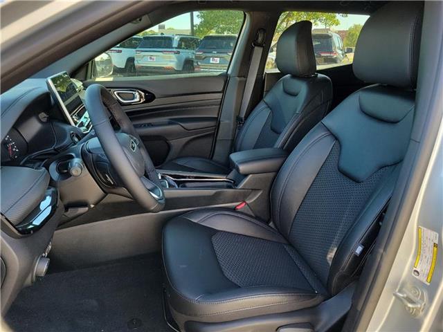 new 2025 Jeep Compass car, priced at $36,450