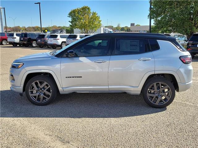 new 2025 Jeep Compass car, priced at $39,425