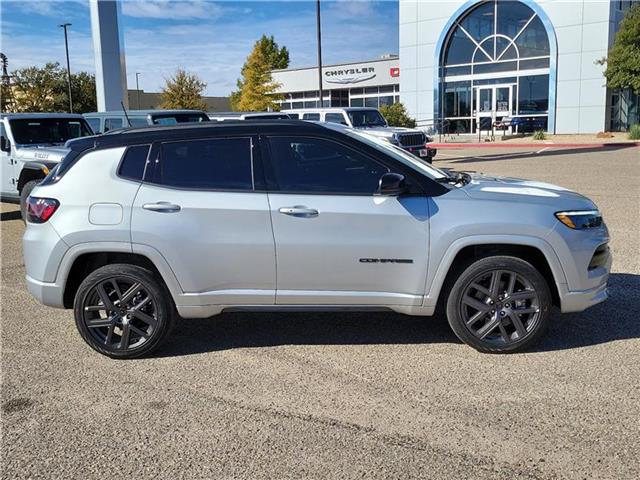 new 2025 Jeep Compass car, priced at $39,425