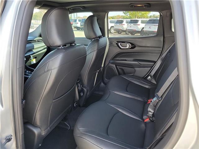 new 2025 Jeep Compass car, priced at $39,425