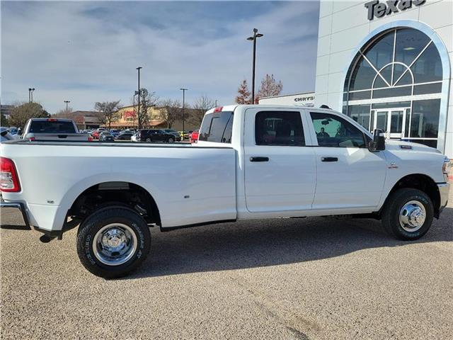 new 2024 Ram 3500 car, priced at $72,005