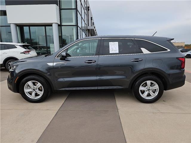 used 2022 Kia Sorento car, priced at $23,981