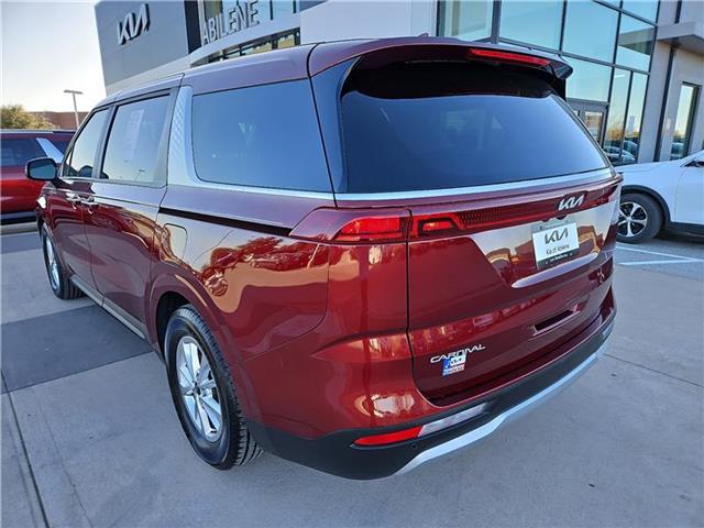 used 2023 Kia Carnival car, priced at $33,981