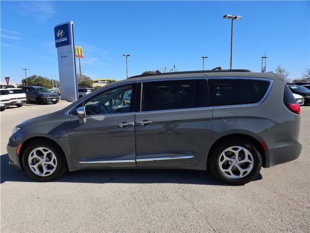 used 2022 Chrysler Pacifica car, priced at $29,140