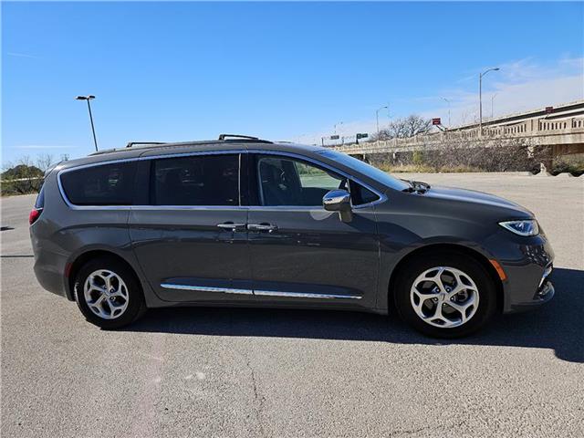 used 2022 Chrysler Pacifica car, priced at $29,140