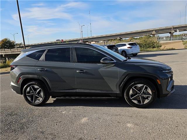 new 2025 Hyundai Tucson car