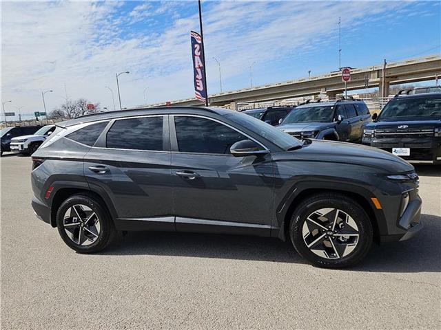 new 2025 Hyundai Tucson car