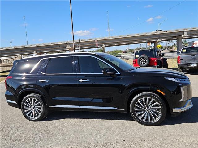 used 2023 Hyundai Palisade car, priced at $43,866