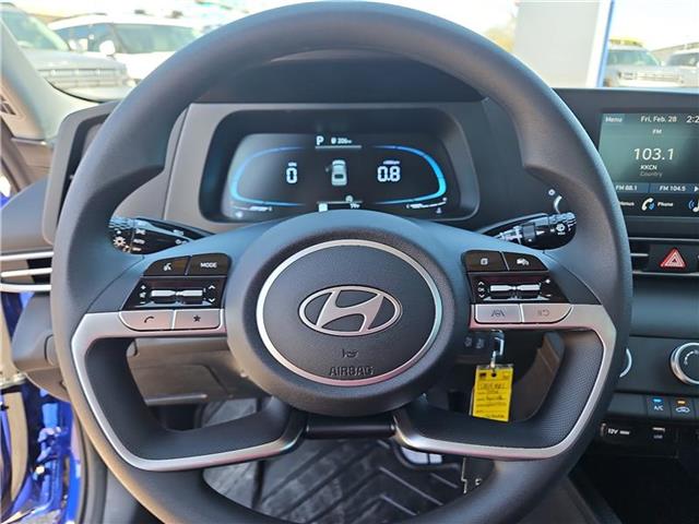 new 2025 Hyundai Elantra car