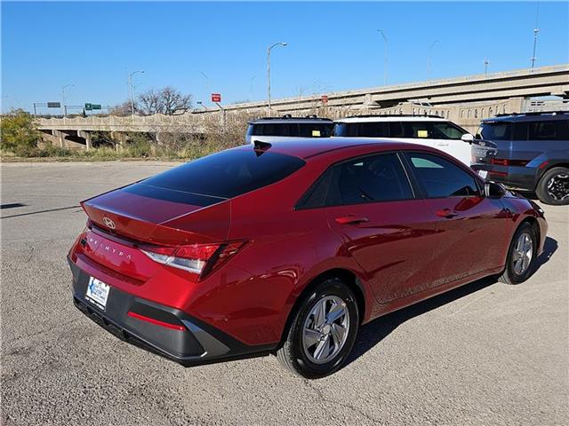 new 2025 Hyundai Elantra car