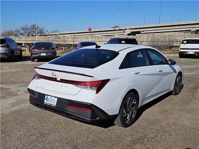 new 2025 Hyundai Elantra car