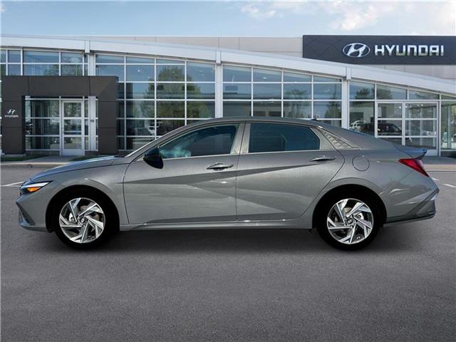 new 2025 Hyundai Elantra car