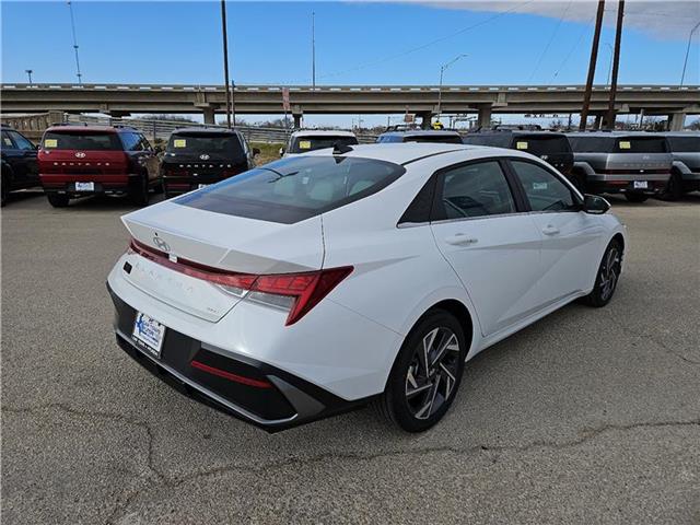 new 2025 Hyundai Elantra HEV car