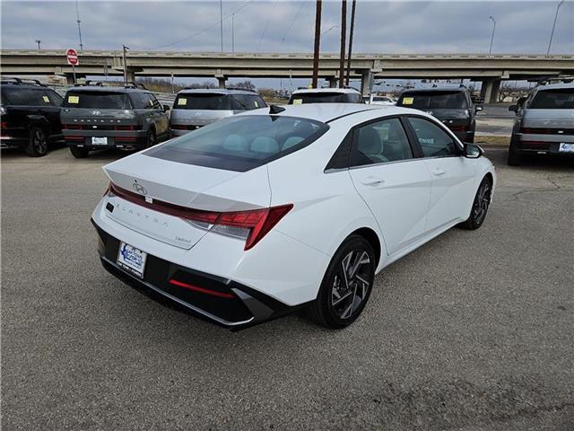 new 2025 Hyundai Elantra car