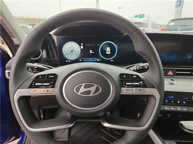 new 2024 Hyundai Elantra car