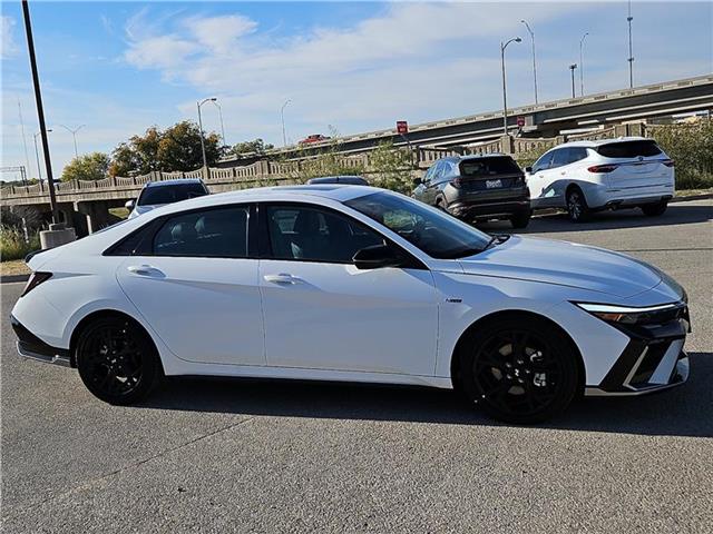 new 2025 Hyundai Elantra car