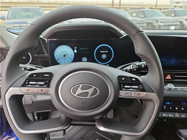 new 2025 Hyundai Elantra car