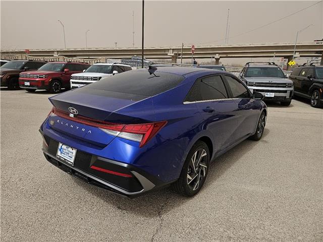 new 2025 Hyundai Elantra car