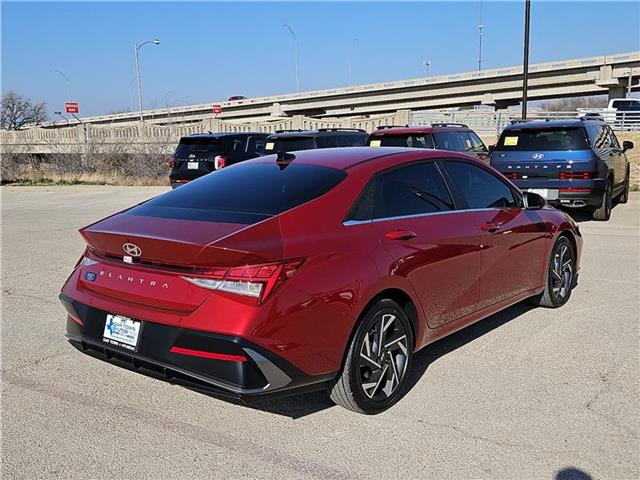 new 2025 Hyundai Elantra car