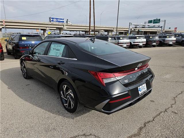 new 2025 Hyundai Elantra car