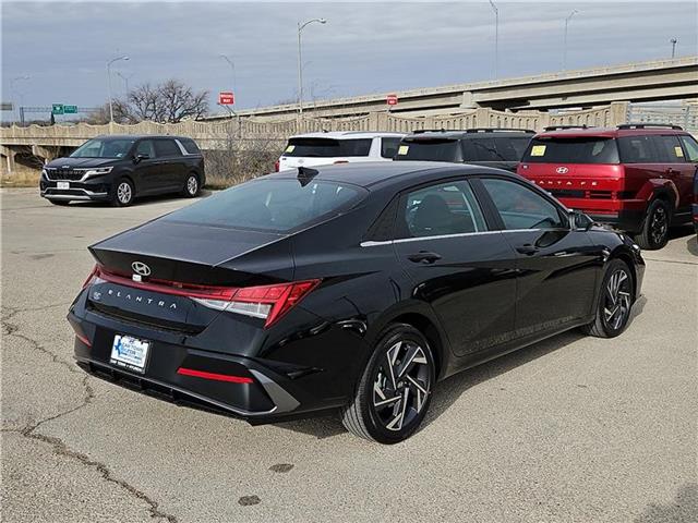 new 2025 Hyundai Elantra car