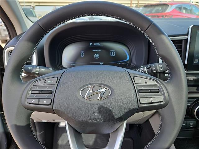 new 2025 Hyundai Venue car