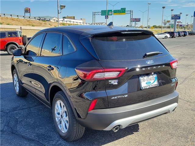 new 2025 Ford Escape car, priced at $33,825