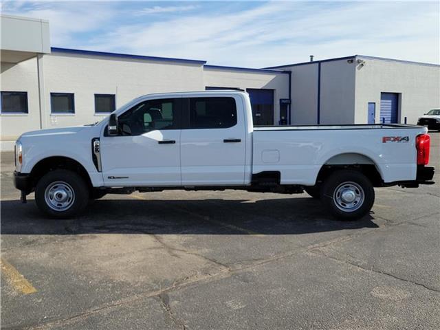 new 2025 Ford F-250 car, priced at $70,340