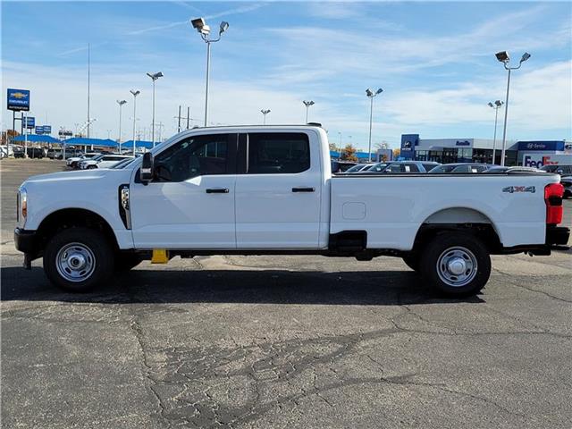 new 2024 Ford F-350 car, priced at $60,505