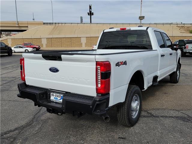 new 2024 Ford F-350 car, priced at $61,625