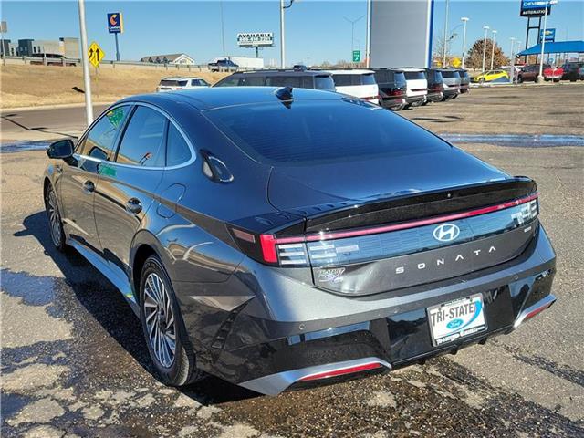 used 2024 Hyundai Sonata Hybrid car, priced at $32,500