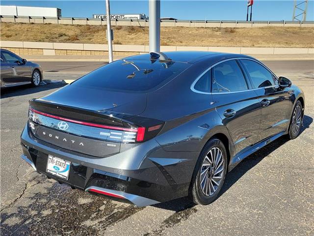 used 2024 Hyundai Sonata Hybrid car, priced at $32,500